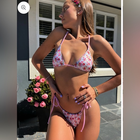 STRAWBERRY MILK MOB BIKINI SET - Picture 1 of 5